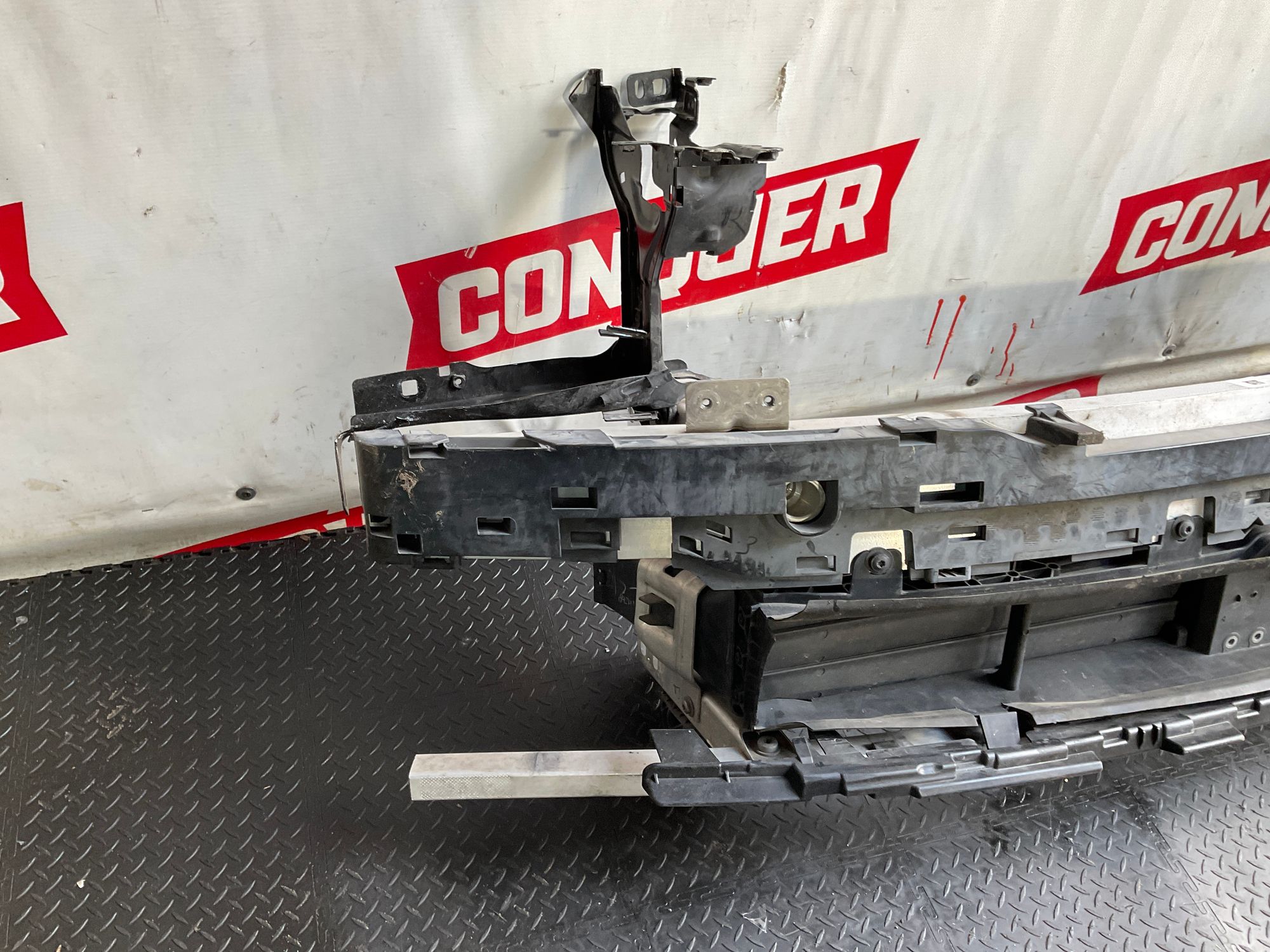 https://gcs.partsauto.market/rn-stockpro.appspot.com/thmbs/userImages/h353NjtZg3VDP19b5HMt7LlpbQ93/part/e85beceb-b8d6-45e8-b745-2e7e49a7fc83_1747838158409.jpg
