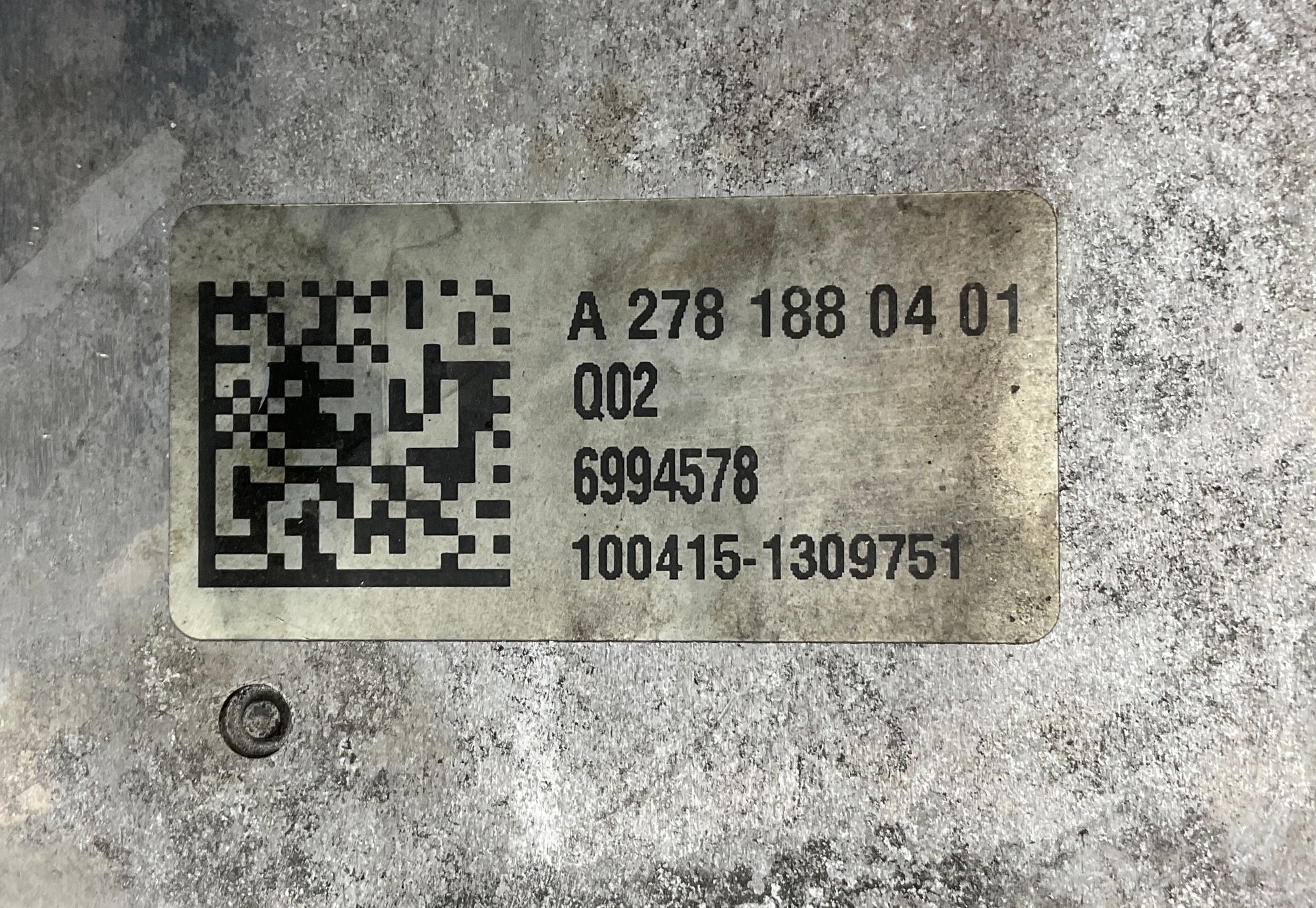 https://gcs.partsauto.market/rn-stockpro.appspot.com/thmbs/userImages/h353NjtZg3VDP19b5HMt7LlpbQ93/part/ea187eae-c7bb-45e9-a4db-99b56f05002b_1743752370161.jpg