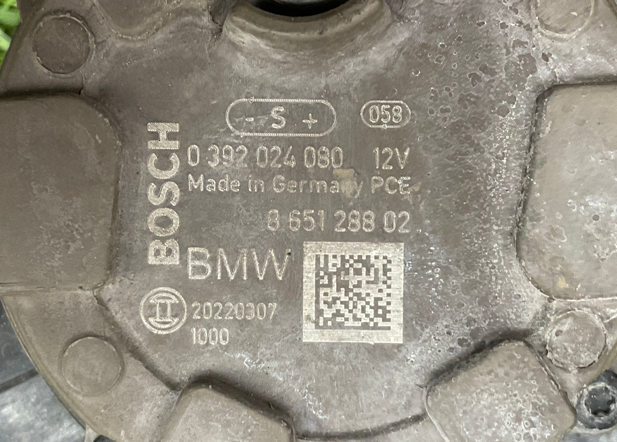 https://gcs.partsauto.market/rn-stockpro.appspot.com/thmbs/userImages/h353NjtZg3VDP19b5HMt7LlpbQ93/part/ebfcae34-b90e-4a3e-abd7-b91550a6ba3c_1749123426419.jpg