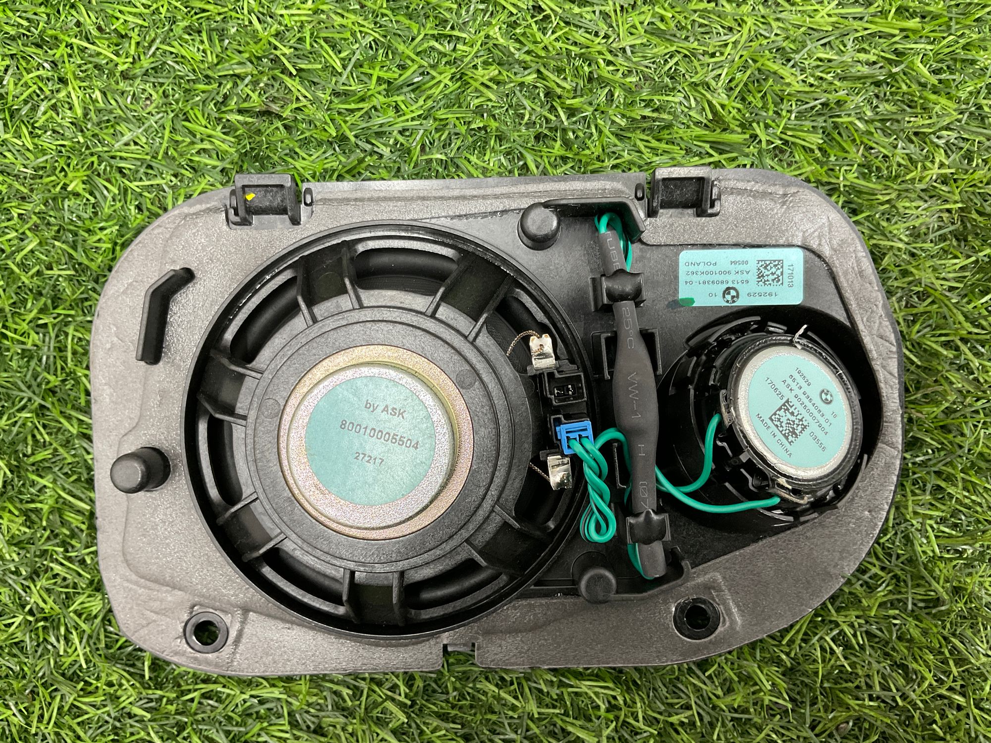 https://gcs.partsauto.market/rn-stockpro.appspot.com/thmbs/userImages/h353NjtZg3VDP19b5HMt7LlpbQ93/part/ec807384-aa7a-4a7d-bd03-fefdf285efb7_1739522514384.jpg