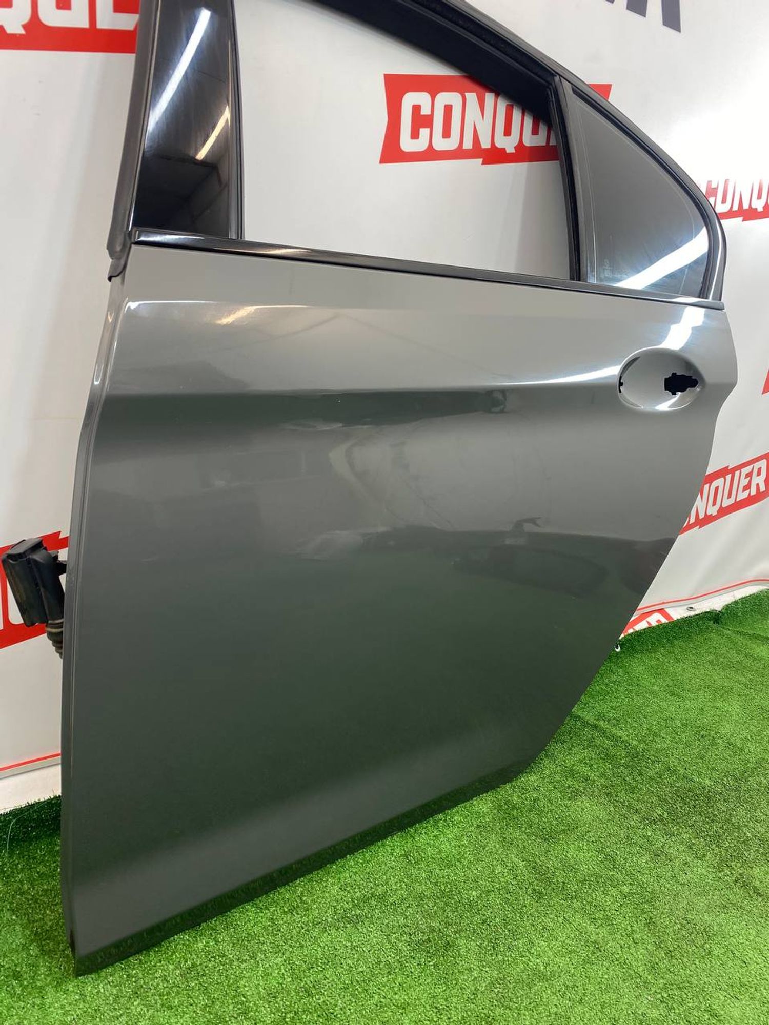 https://gcs.partsauto.market/rn-stockpro.appspot.com/thmbs/userImages/h353NjtZg3VDP19b5HMt7LlpbQ93/part/ec83b7d3-0565-4d76-96a7-3496fa3dd387_1747063828930.jpg