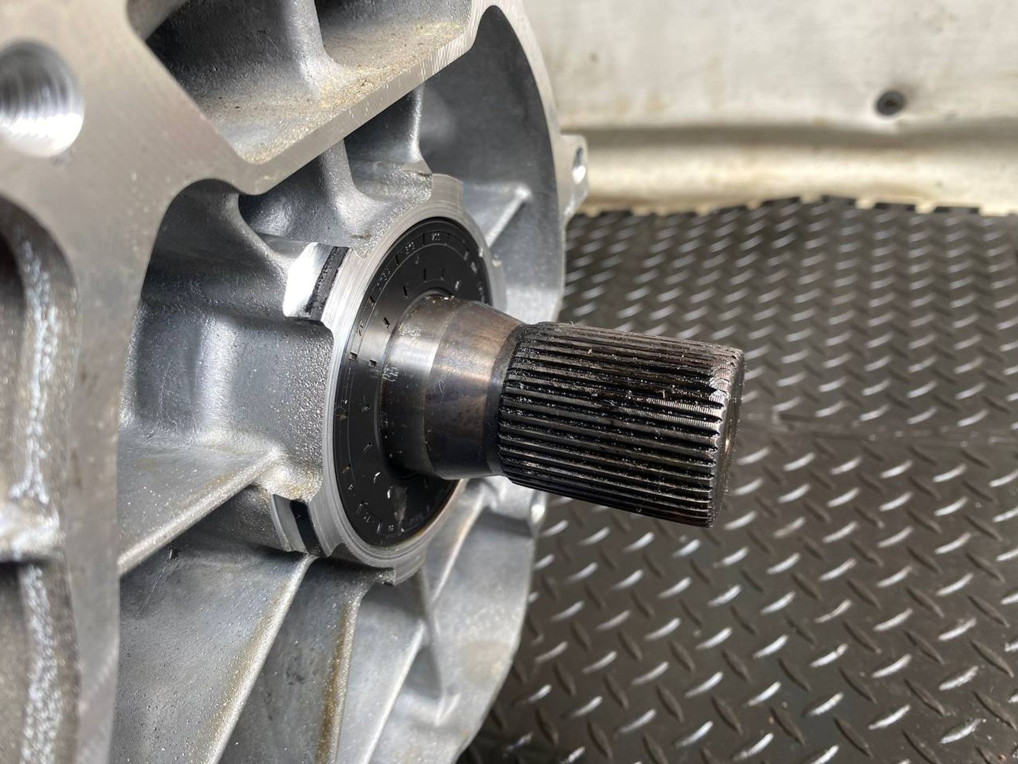 https://gcs.partsauto.market/rn-stockpro.appspot.com/thmbs/userImages/h353NjtZg3VDP19b5HMt7LlpbQ93/part/edc45066-4e7d-4c82-b217-10a3482dadf9_1747745696759.jpg