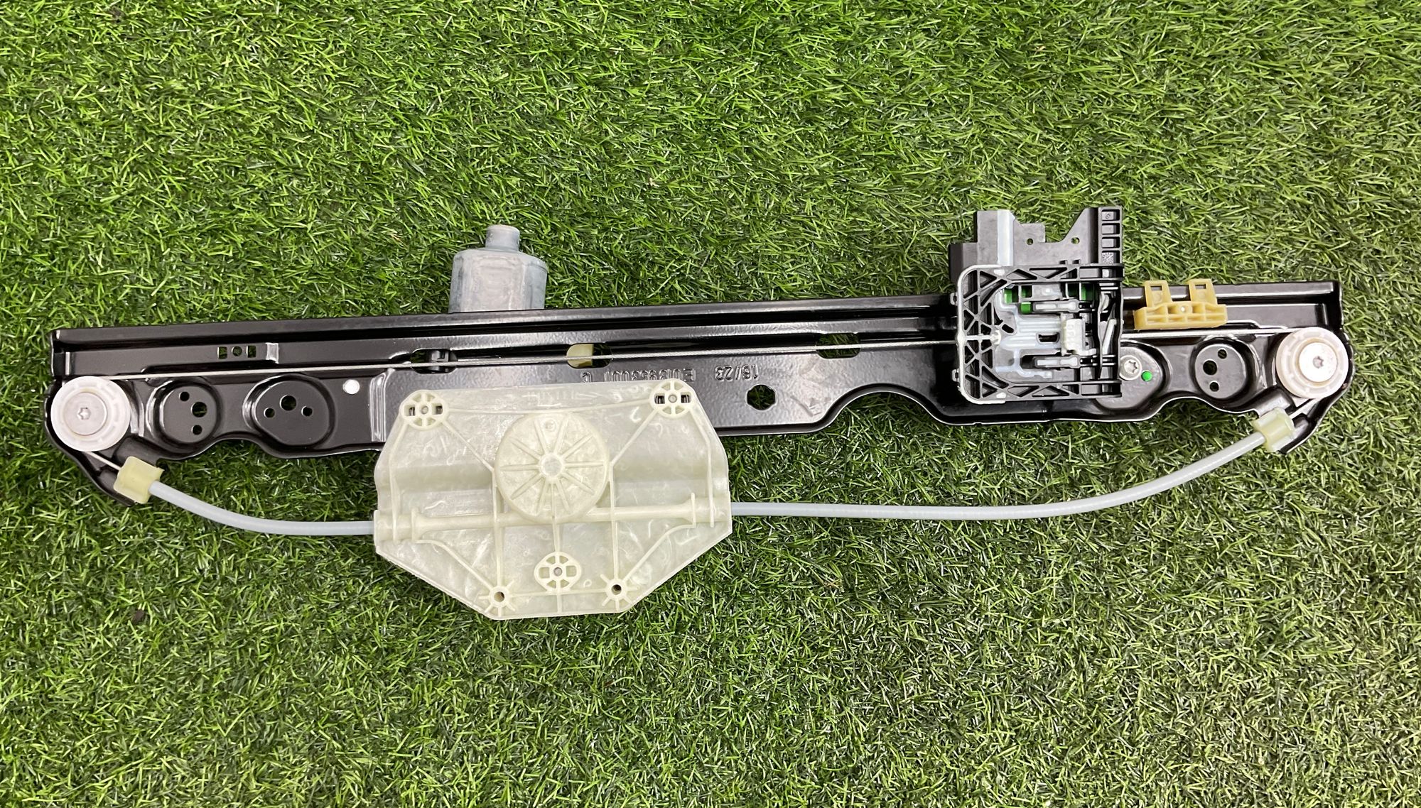 https://gcs.partsauto.market/rn-stockpro.appspot.com/thmbs/userImages/h353NjtZg3VDP19b5HMt7LlpbQ93/part/ef1bf837-766b-472e-933d-90c9902c26bf_1742911791673.jpg