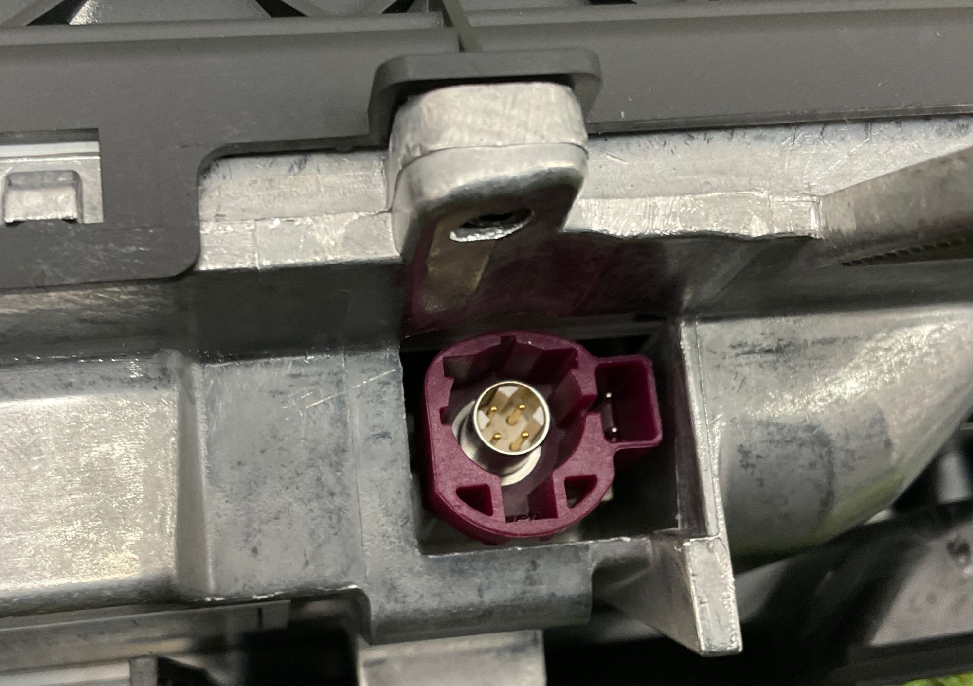https://gcs.partsauto.market/rn-stockpro.appspot.com/thmbs/userImages/h353NjtZg3VDP19b5HMt7LlpbQ93/part/f01defa4-4b50-411b-af45-8ce3fcaccd77_1747987021621.jpg