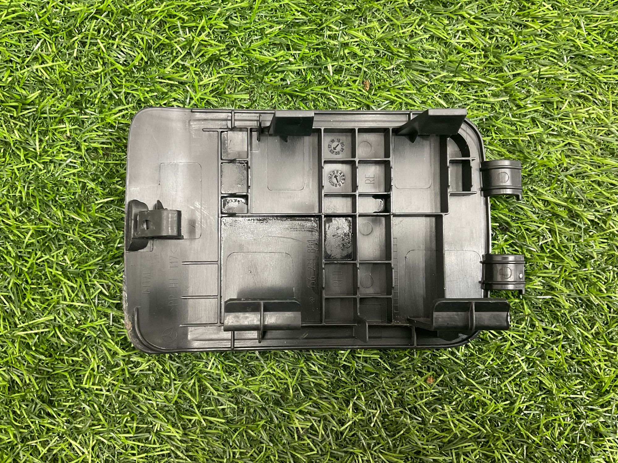 https://gcs.partsauto.market/rn-stockpro.appspot.com/thmbs/userImages/h353NjtZg3VDP19b5HMt7LlpbQ93/part/f0d22ff6-71e5-4a0c-866d-dbcb0a377ed9_1742817248818.jpg