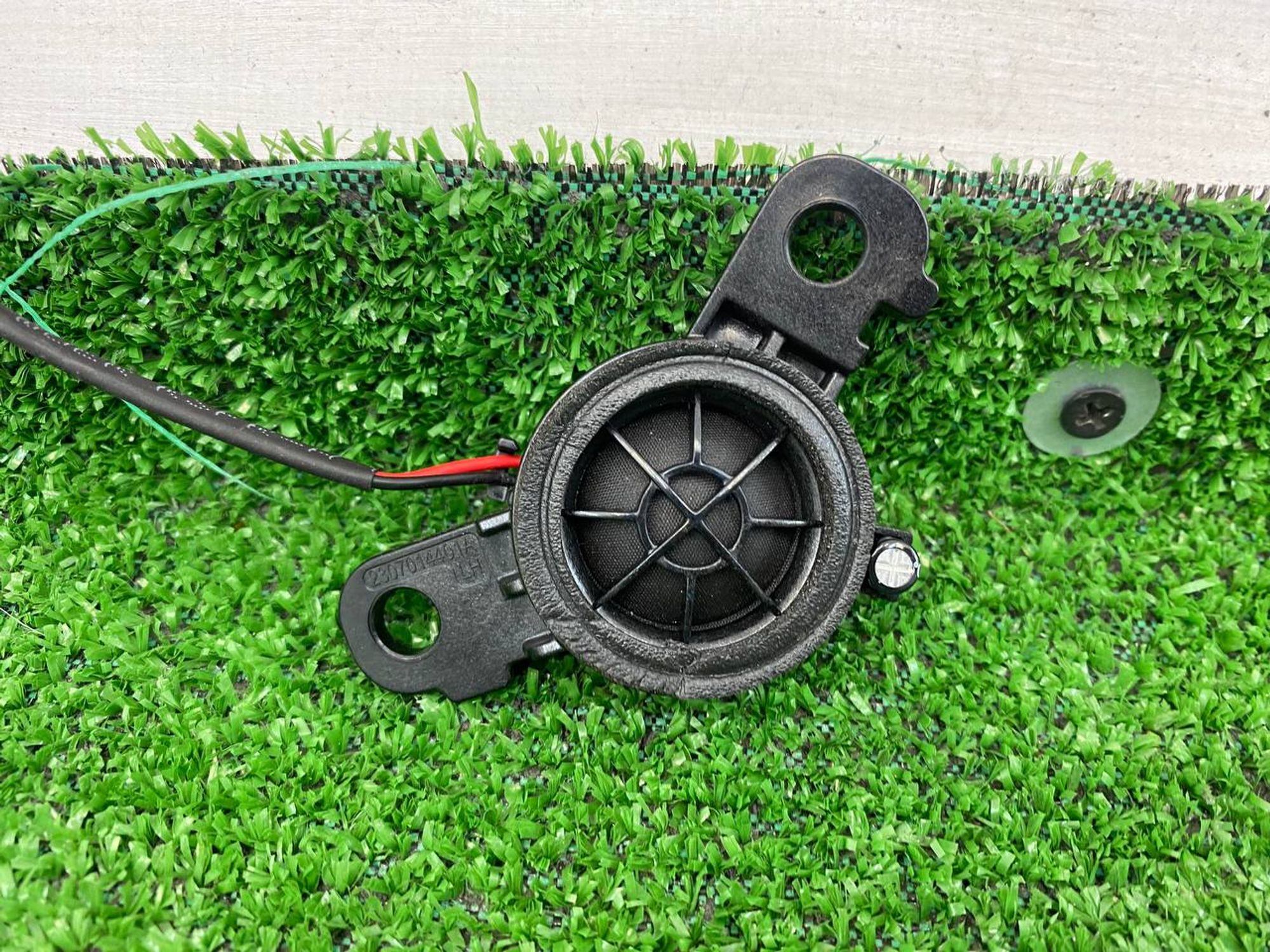 https://gcs.partsauto.market/rn-stockpro.appspot.com/thmbs/userImages/h353NjtZg3VDP19b5HMt7LlpbQ93/part/f1987f59-71d5-42e6-82ef-06e0d17355f4_1744026887135.jpg