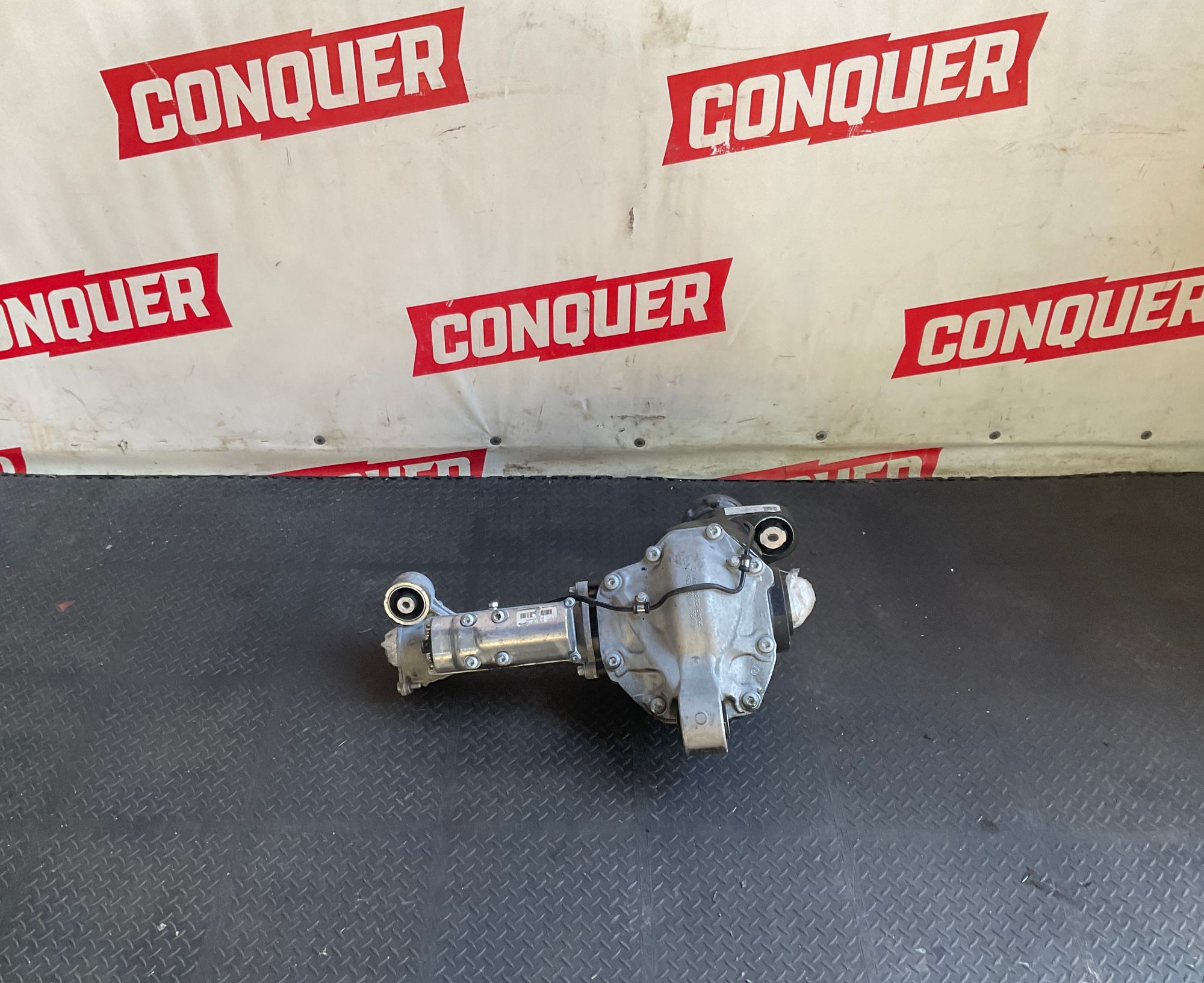 https://gcs.partsauto.market/rn-stockpro.appspot.com/thmbs/userImages/h353NjtZg3VDP19b5HMt7LlpbQ93/part/f20146f2-4dbb-46ad-96fb-921794374a38_1742630451225.jpg