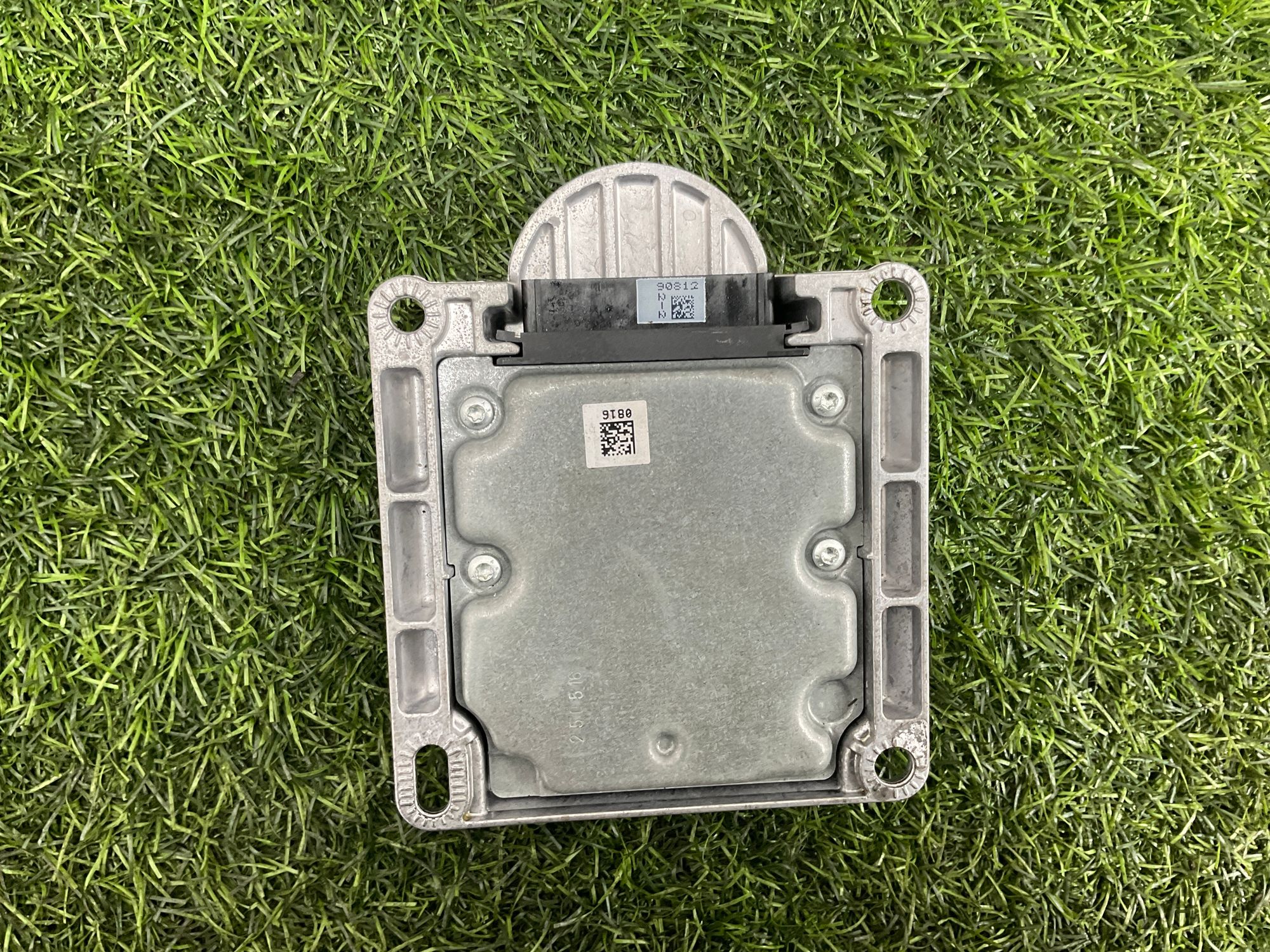 https://gcs.partsauto.market/rn-stockpro.appspot.com/thmbs/userImages/h353NjtZg3VDP19b5HMt7LlpbQ93/part/f280da1f-47ec-4f62-bbad-5829aeb8643a_1746001998561.jpg