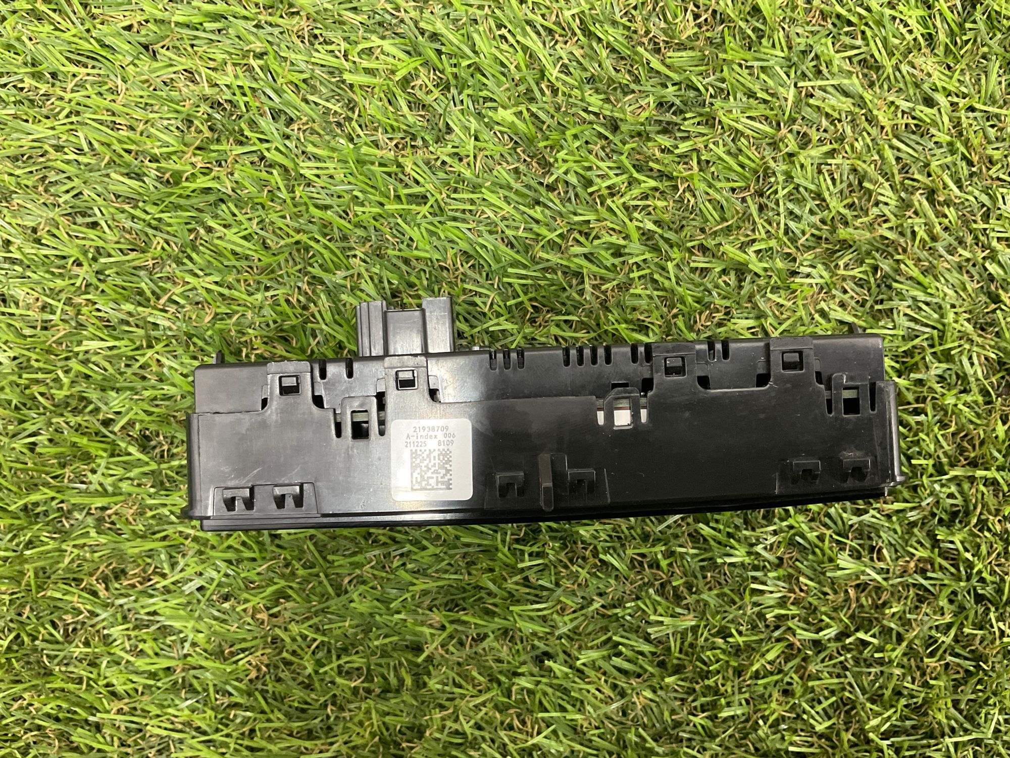 https://gcs.partsauto.market/rn-stockpro.appspot.com/thmbs/userImages/h353NjtZg3VDP19b5HMt7LlpbQ93/part/f2f3d81a-aa40-4969-9400-762a76d15122_1748683010092.jpg