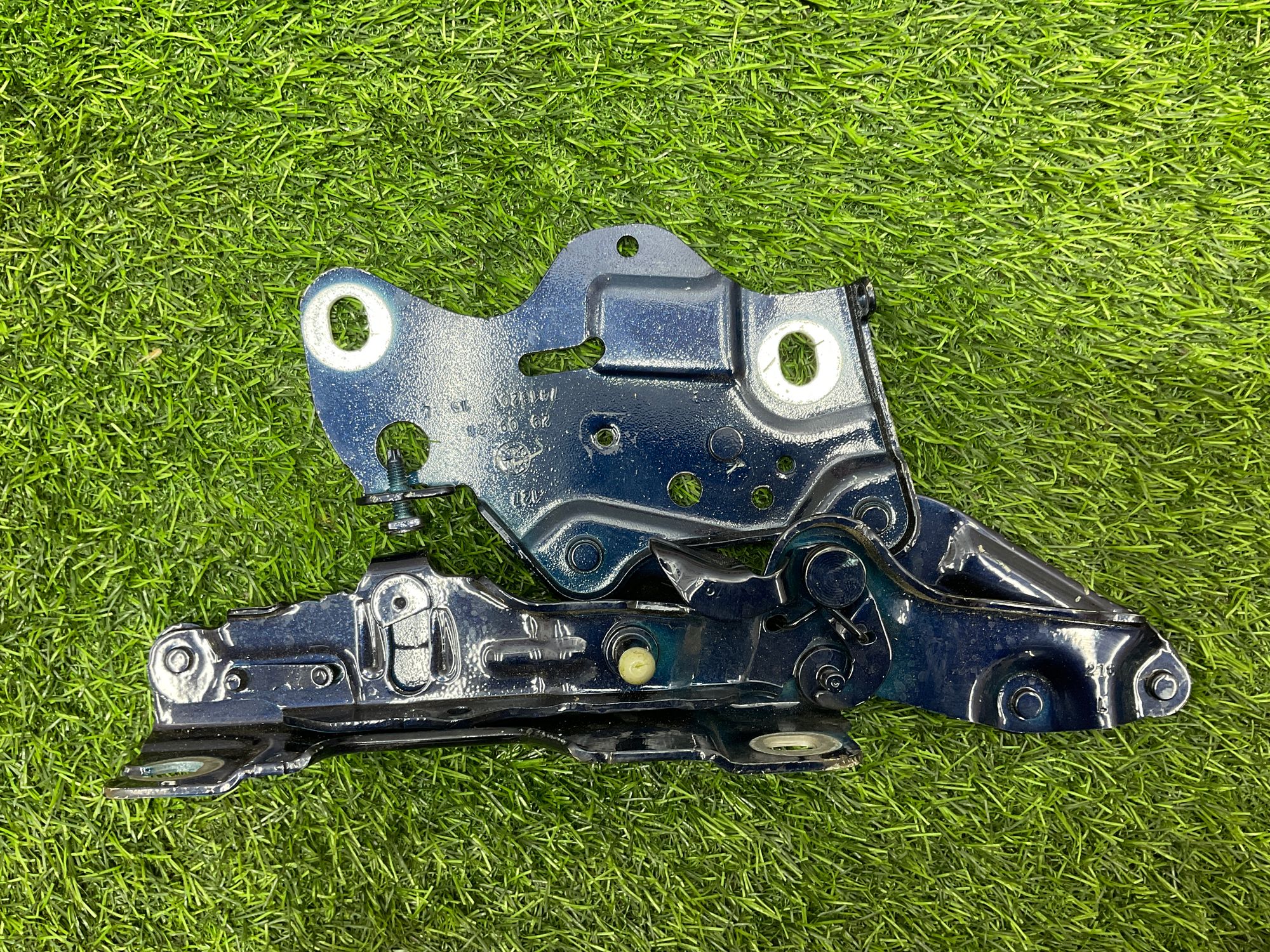https://gcs.partsauto.market/rn-stockpro.appspot.com/thmbs/userImages/h353NjtZg3VDP19b5HMt7LlpbQ93/part/f38a384c-c753-436d-8011-6a14522546ab_1734964691254.jpg