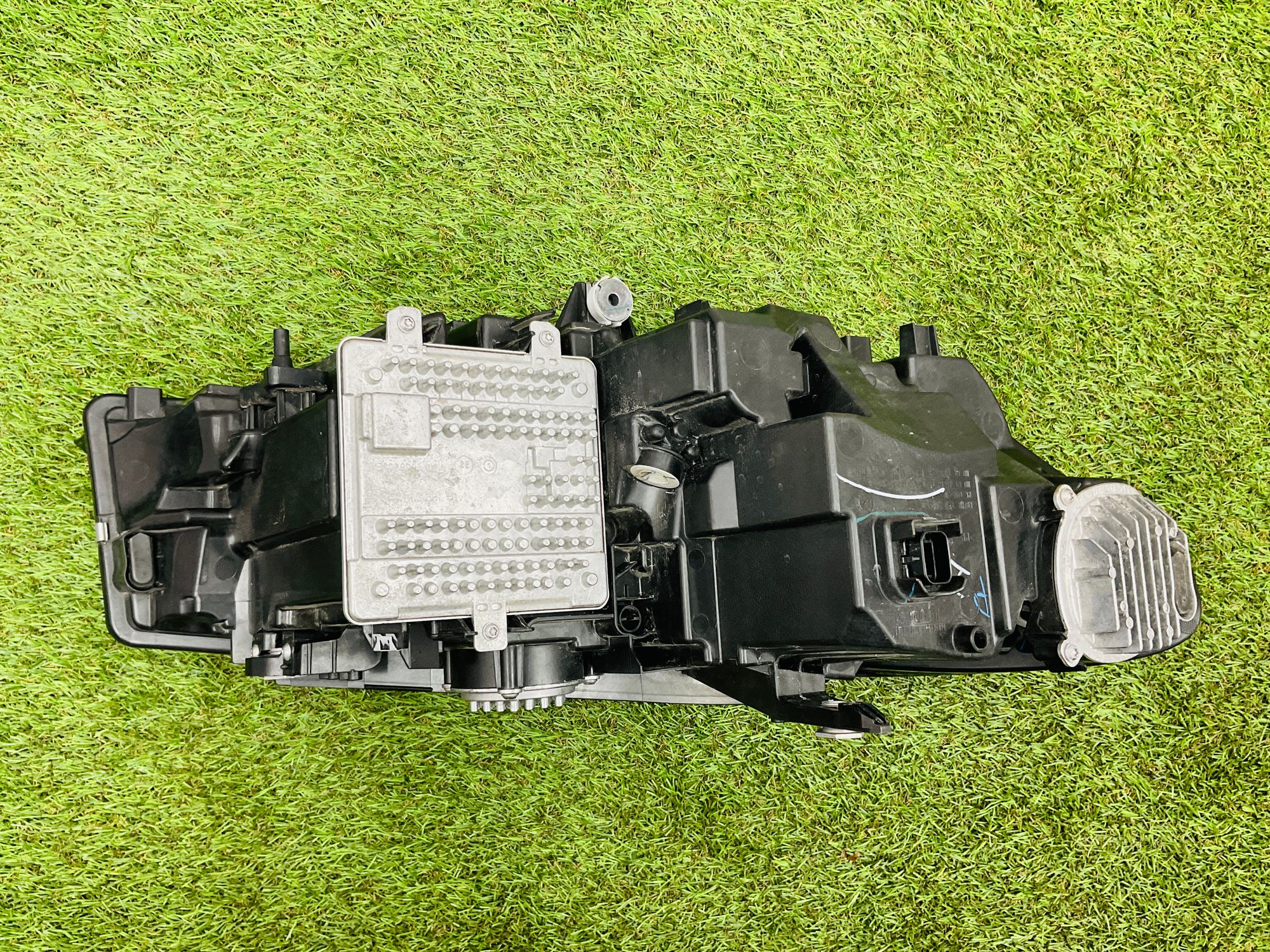 https://gcs.partsauto.market/rn-stockpro.appspot.com/thmbs/userImages/h353NjtZg3VDP19b5HMt7LlpbQ93/part/f3ee7bfd-52ce-4708-ad76-8f4fef2558de_1747989988830.jpg