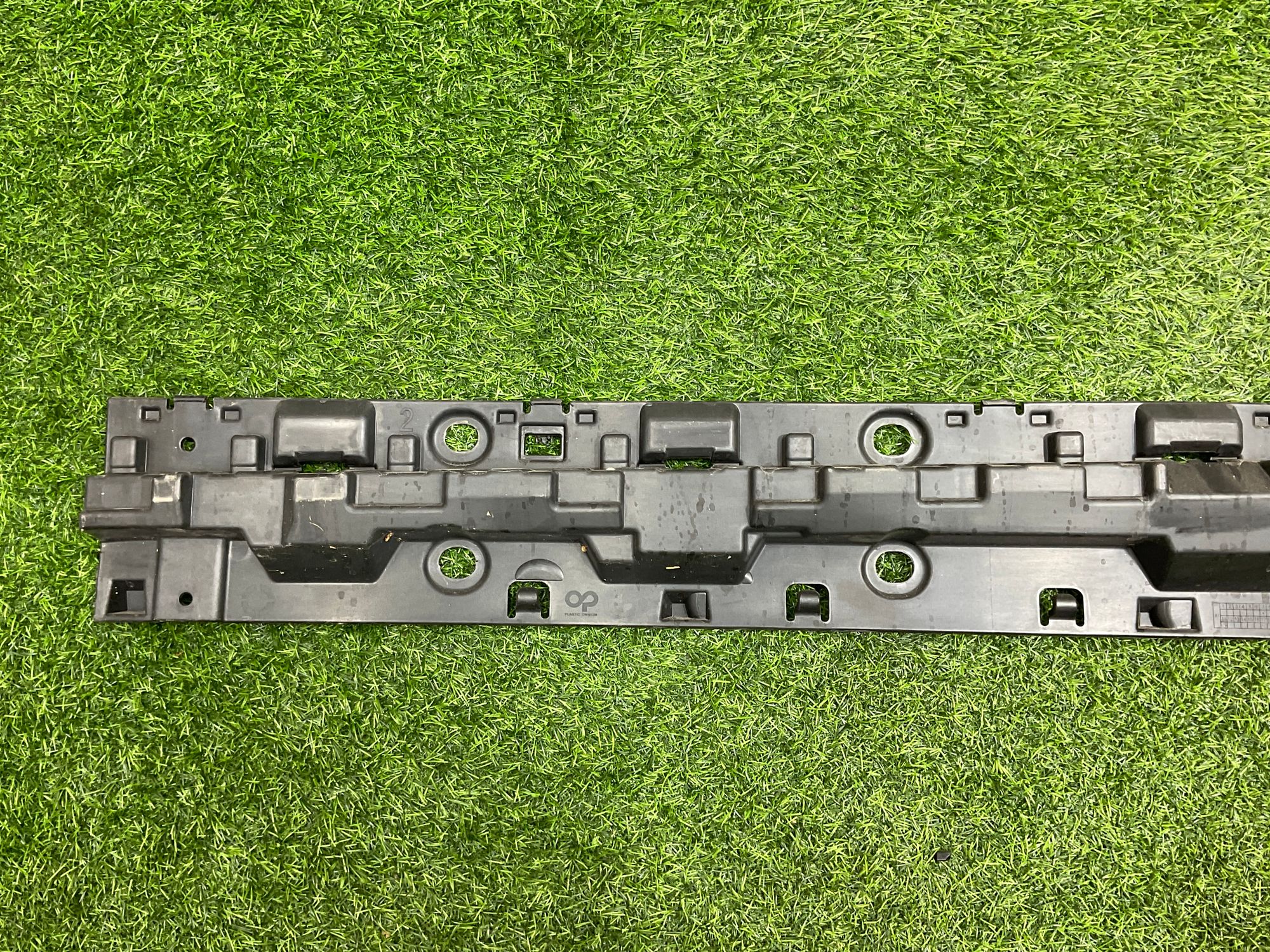 https://gcs.partsauto.market/rn-stockpro.appspot.com/thmbs/userImages/h353NjtZg3VDP19b5HMt7LlpbQ93/part/f6910079-6eba-4436-ab1e-4d519e00a336_1735204325388.jpg