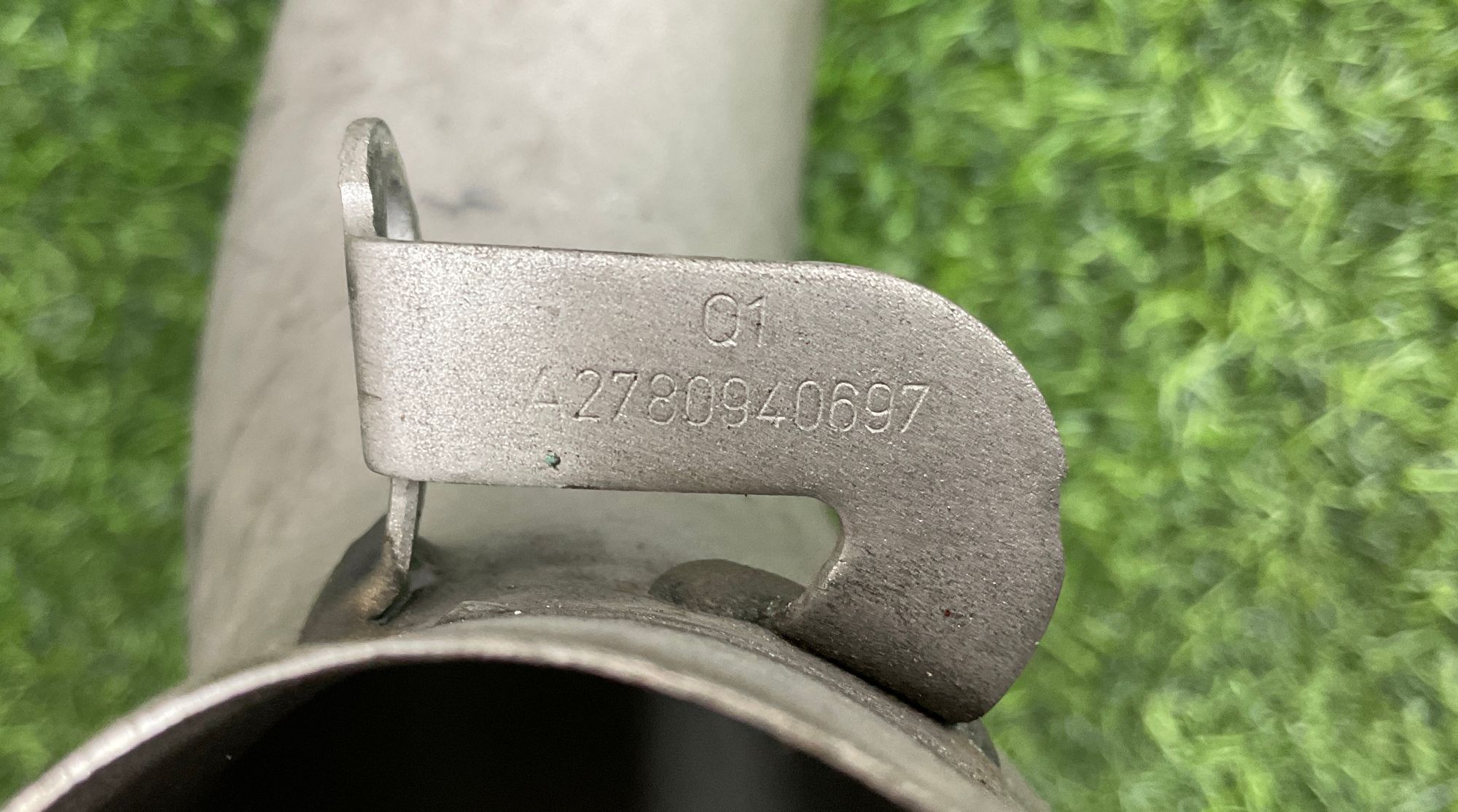 https://gcs.partsauto.market/rn-stockpro.appspot.com/thmbs/userImages/h353NjtZg3VDP19b5HMt7LlpbQ93/part/f7d7e920-5010-4157-8b6f-d1031b04ac43_1743599045074.jpg