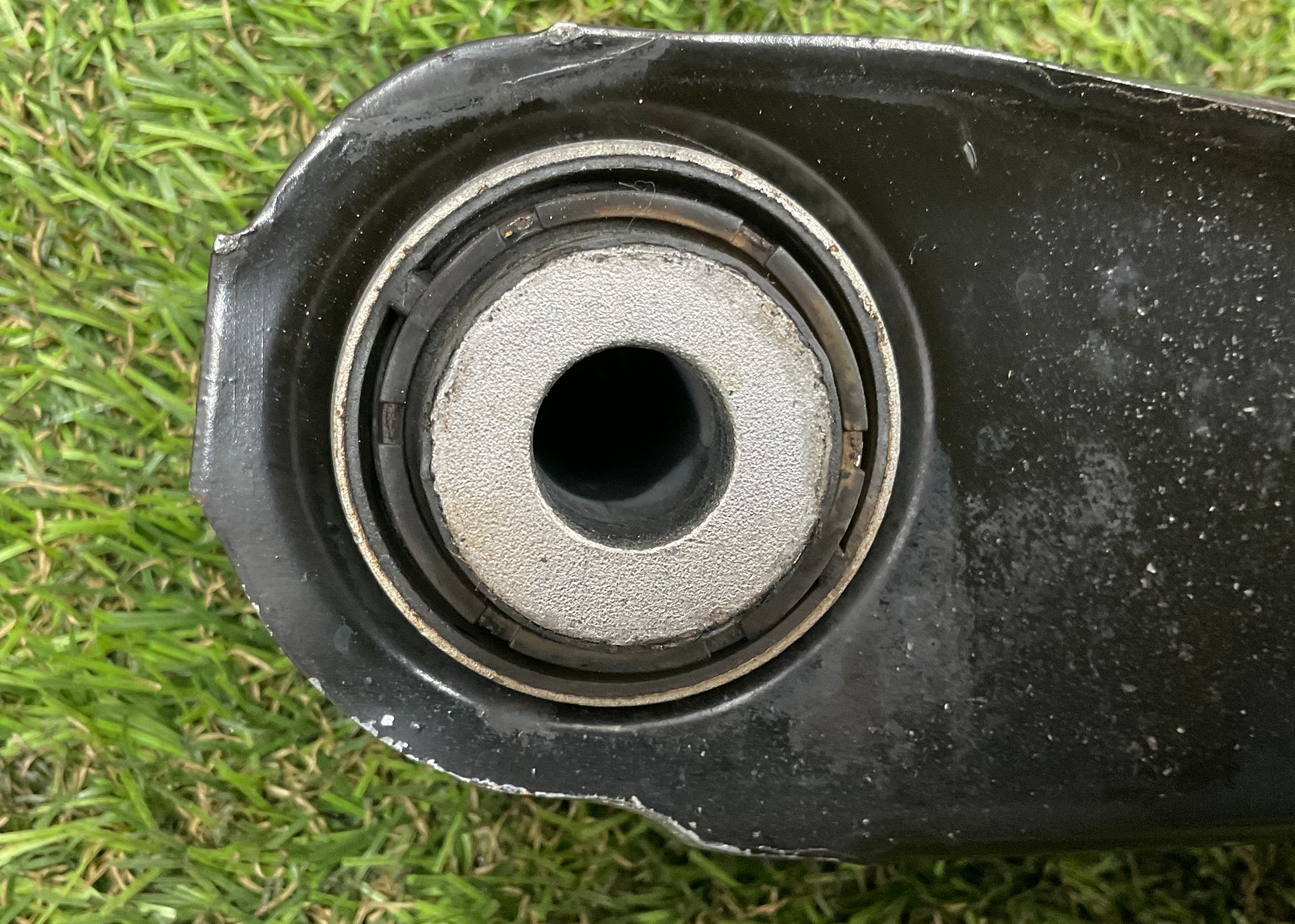 https://gcs.partsauto.market/rn-stockpro.appspot.com/thmbs/userImages/h353NjtZg3VDP19b5HMt7LlpbQ93/part/f7ee4010-3c0f-44a5-bd24-abbab5aacd38_1748594888672.jpg