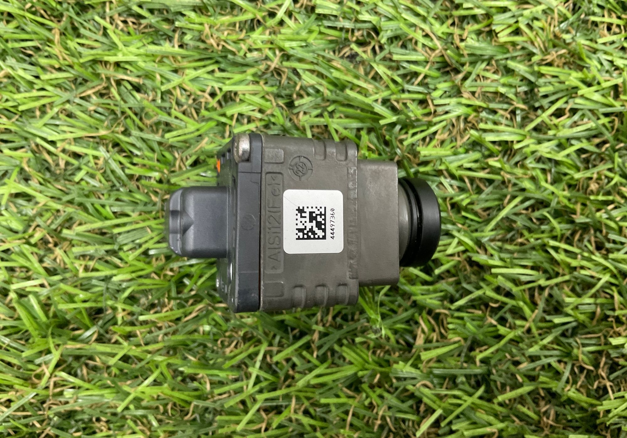 https://gcs.partsauto.market/rn-stockpro.appspot.com/thmbs/userImages/h353NjtZg3VDP19b5HMt7LlpbQ93/part/f839308d-d10a-4121-8108-ba10fb789bc1_1747897503126.jpg