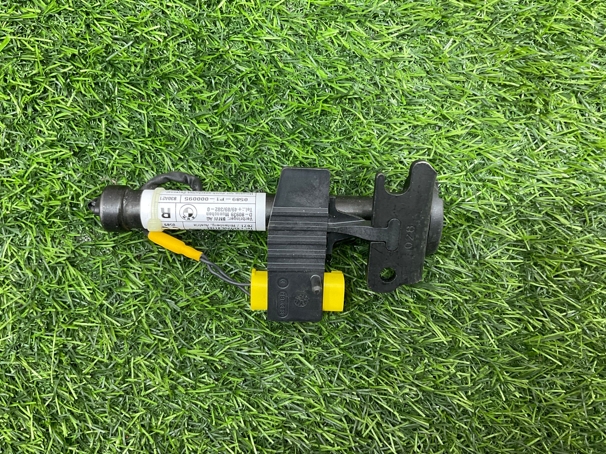 https://gcs.partsauto.market/rn-stockpro.appspot.com/thmbs/userImages/h353NjtZg3VDP19b5HMt7LlpbQ93/part/f86fe6d5-e26e-40a1-bec4-7000ccc8e95b_1734514110750.jpg