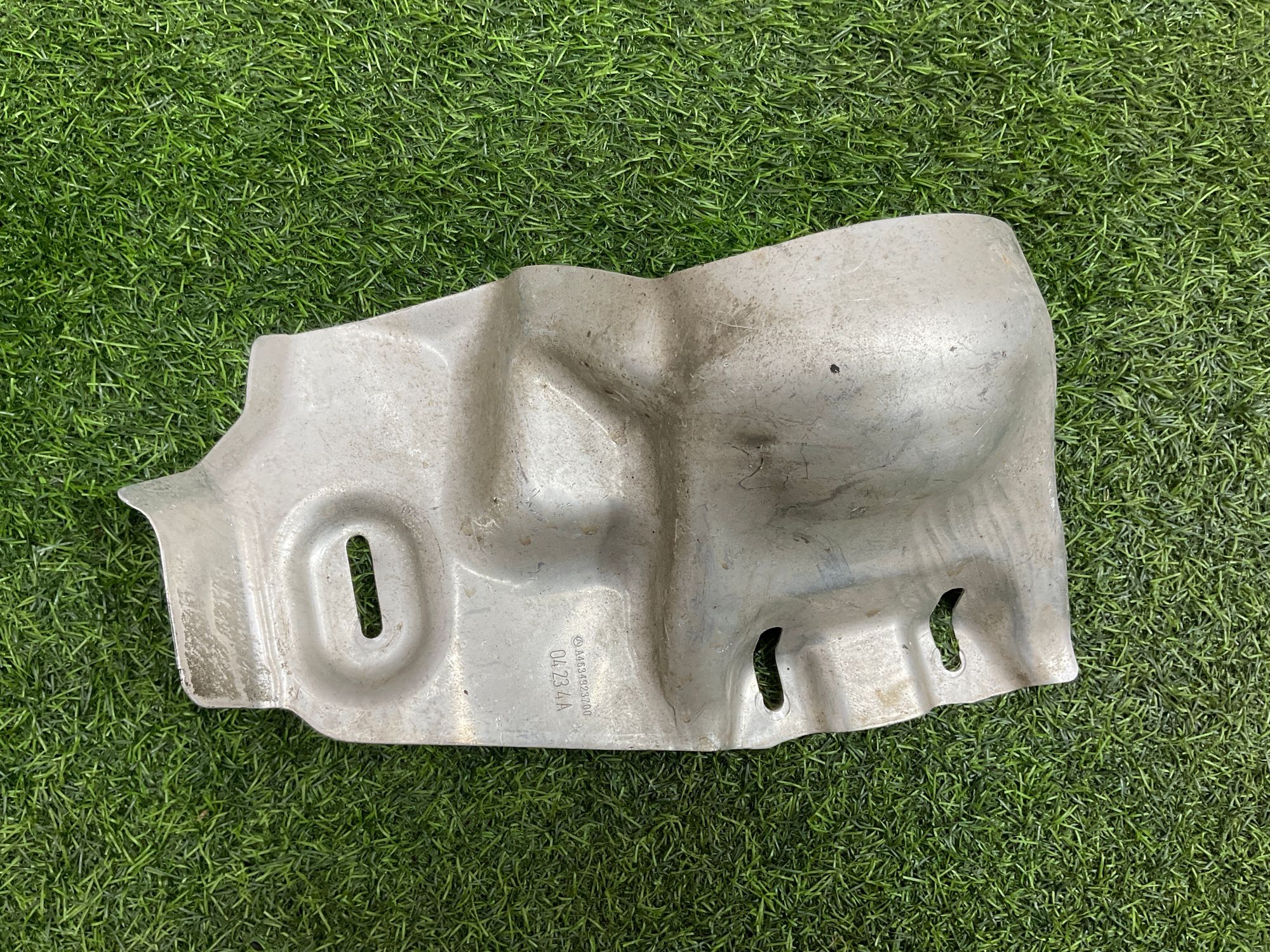 https://gcs.partsauto.market/rn-stockpro.appspot.com/thmbs/userImages/h353NjtZg3VDP19b5HMt7LlpbQ93/part/ff2324ec-40c5-4525-8059-61e360559104_1744099473920.jpg