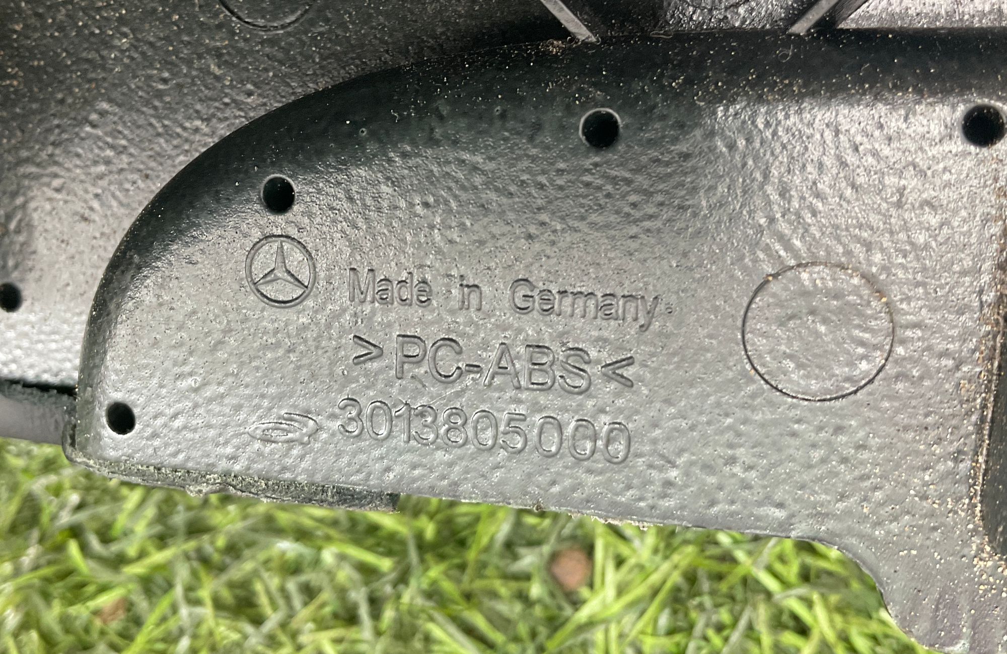 https://gcs.partsauto.market/rn-stockpro.appspot.com/thmbs/userImages/h353NjtZg3VDP19b5HMt7LlpbQ93/part/fffc3285-a4ff-41ba-9b5f-38491d766feb_1742569039664.jpg